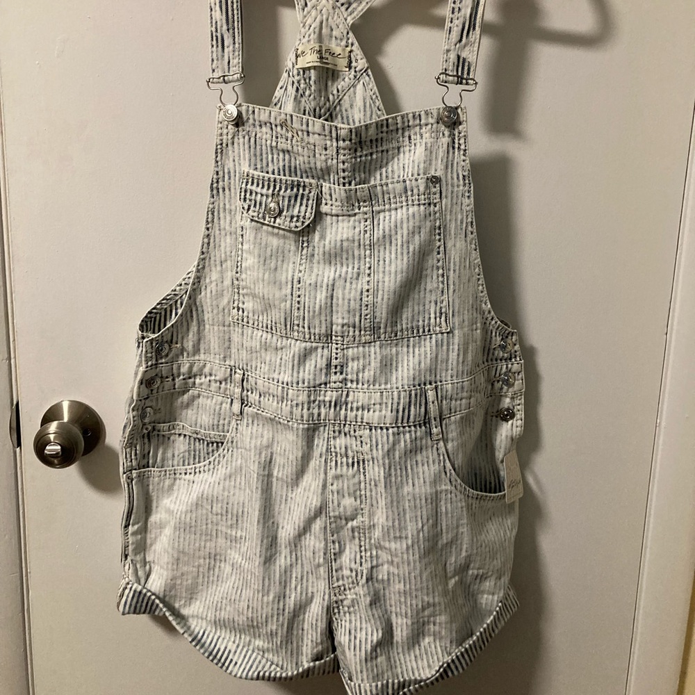 Free People Baggy overall shorts